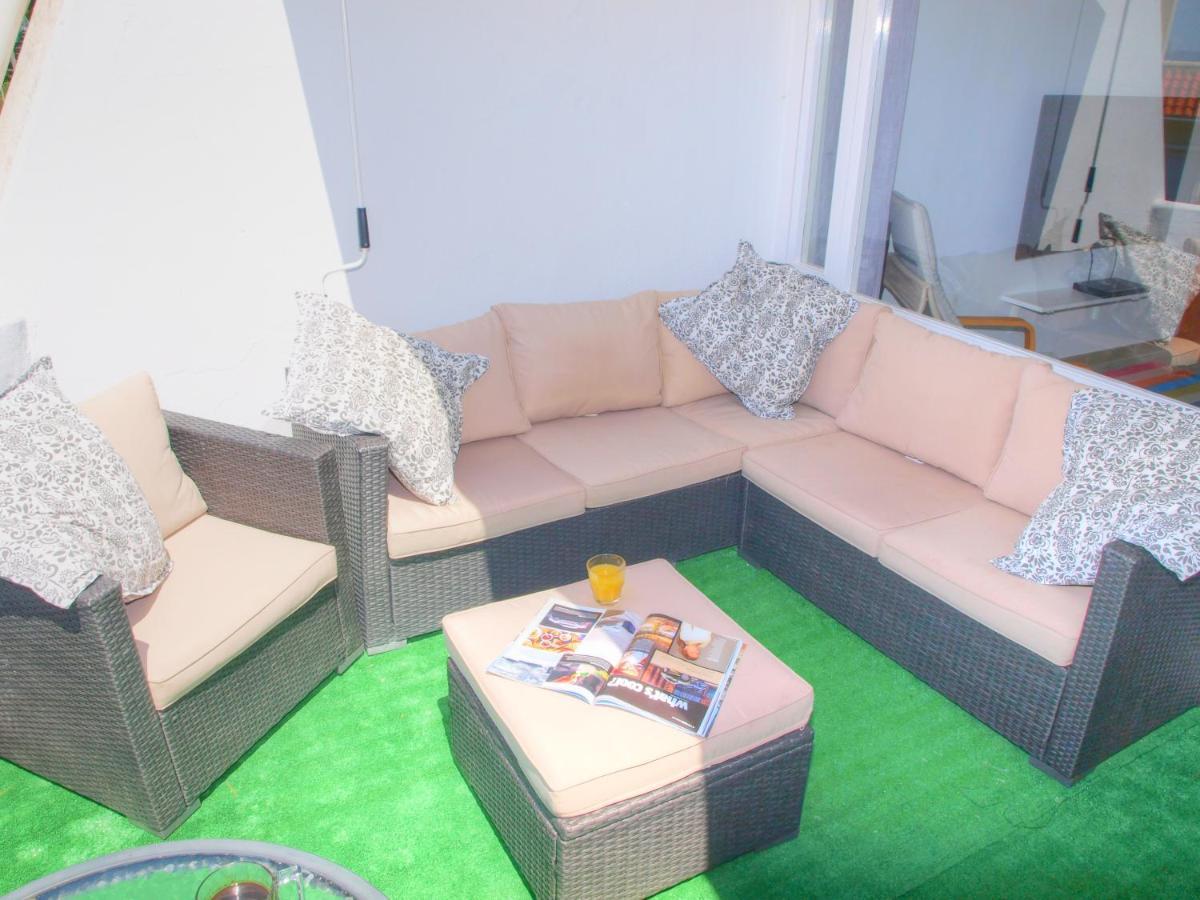 Cristos Beach Apartment Estepona Bagian luar foto