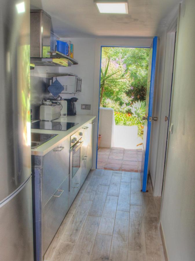 Cristos Beach Apartment Estepona Bagian luar foto